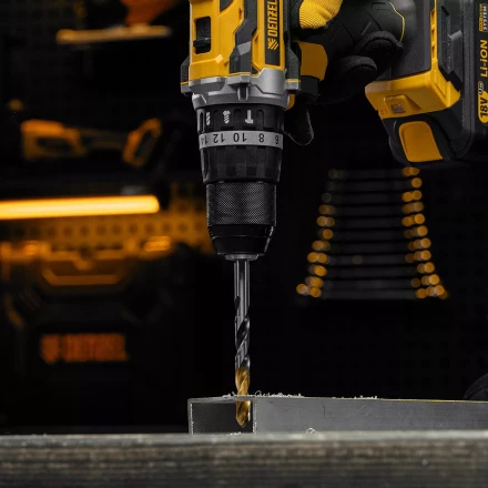 Сверло спиральное по металлу Denzel 9 x 125мм, Р6М5, Golden Tip, многогранная заточка, 718284 купить в Перми