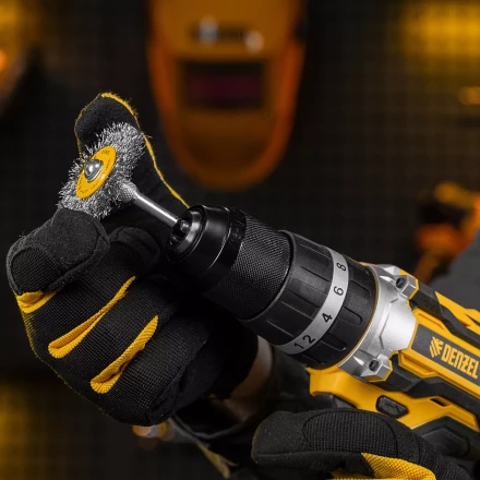 Набор щеток для дрели, 5 Плоских 25-38-50-63-75 мм, шпилька, нерж. вит. проволока Denzel 74495 купить в Перми