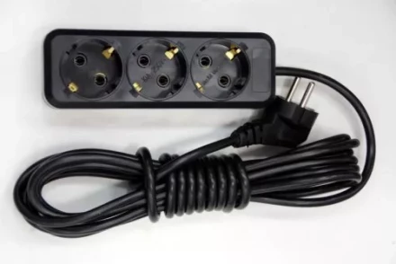 Удлинитель бытовой 3,0м 3роз. ЭНКОР 1/30 У16-00 69571 купить в Перми