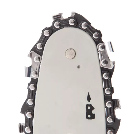 Пила цепная электрическая Denzel EDS-2200 2.2 кВт продольная шина 45 см шаг 3/8 паз 1.3 мм 62 звена 95619 купить в Перми