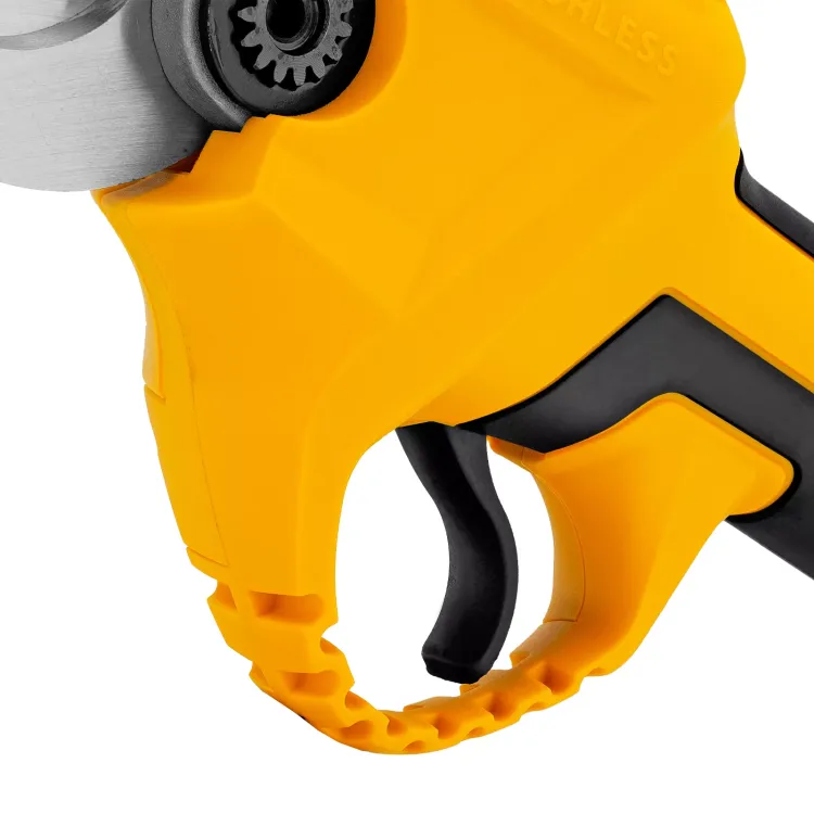 Секатор аккумуляторный Denzel CP-30-0, 18В Li-Ion 59436 купить в Перми