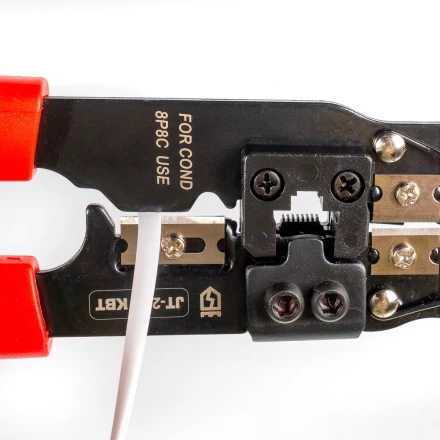 Кримпер многофункциональный КВТ JT-210 со встроенным модулем для обжима RJ-45 (84824) купить в Перми