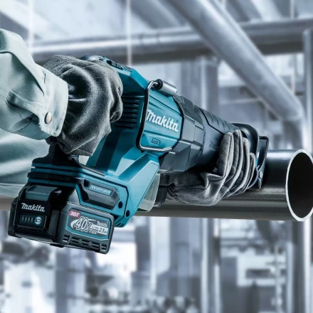 Аккумуляторная сабельная пила Makita XGT JR001GM201 купить в Перми