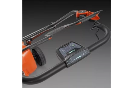 Аккумуляторная газонокосилка, самоходная Husqvarna LC347iV купить в Перми