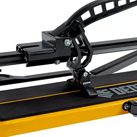 Плиткорез рельсовый Denzel 1000х16мм, каретка на подш., стальная станина, усил. рукоятка-пенал 877018 купить в Перми