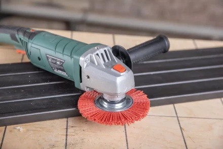 Кордщетка HAMMER плоская 125мм для УШМ нейлон (207-115) купить в Перми