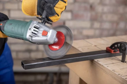 Кордщетка HAMMER тарелка 125мм для УШМ витая сталь (207-113) купить в Перми