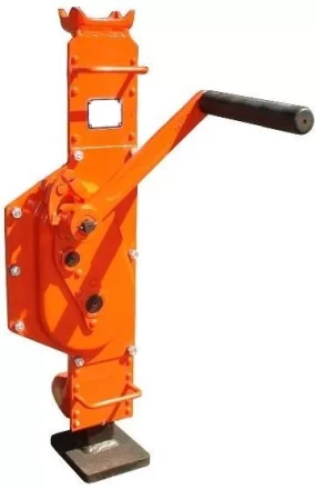 Домкрат реечный TOR ДР 5000 5 т с обрезиненной ручкой 1040874 купить в Перми