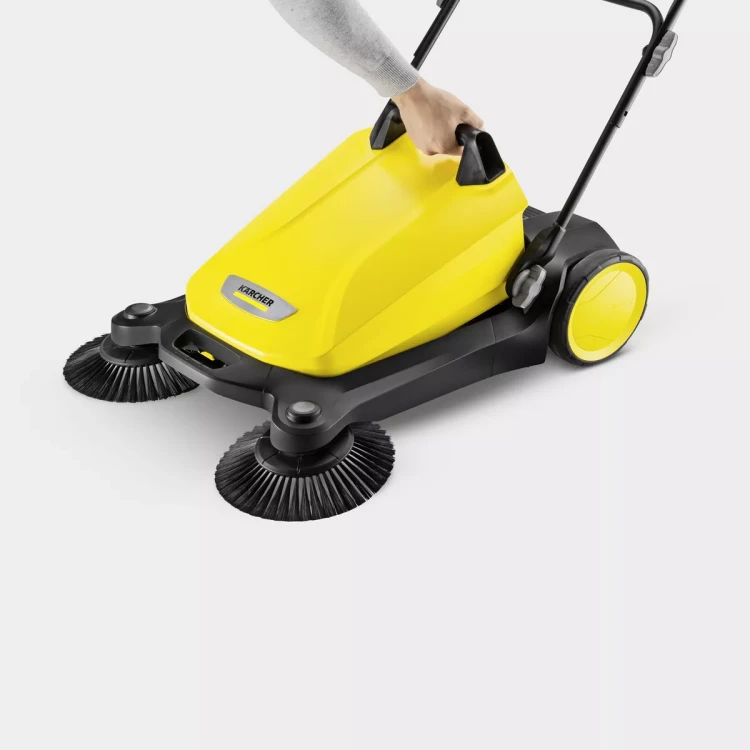 Ручная подметальная машина KARCHER S 4 купить в Перми