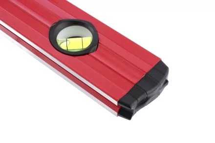 Уровень алюминиевый 1800 мм фрезерованный 3 глазка 2 эргономичные ручки MTX 332339 купить в Перми