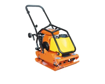 Виброплита TOR C-95T(R) 109 кг, 18кН (Loncin)  бак, колесный комплект уценка 1048937 купить в Перми