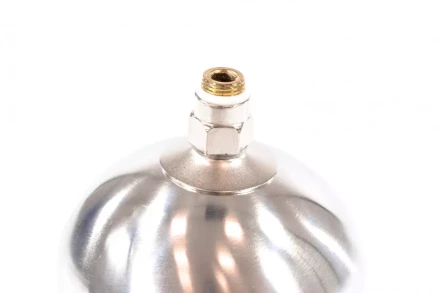 Пневматический краскопульт с верхним бачком V=1,0 л + сопла диаметром 1.2, 1.5 и 1.8 мм  MATRIX 57315 купить в Перми