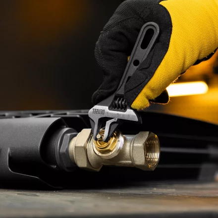 Ключ разводной 115 мм Denzel, CrV, кованый, укороченная рукоятка 15751 купить в Перми