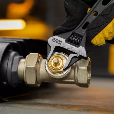 Ключ разводной 115 мм Denzel, CrV, кованый, укороченная рукоятка 15751 купить в Перми