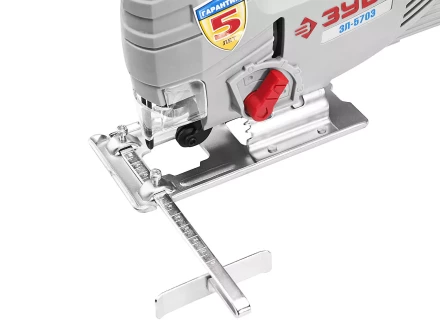 Лобзик ЗУБР, 3-х позиционный маятниковый ход, сталь-8мм/дерево-65мм, 500–3000ходов/мин, 570Вт ЗЛ-570Э купить в Перми