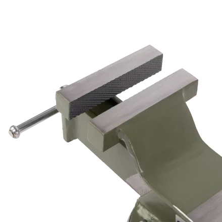 Тиски слесарные Сибртех 18618, 100 мм, стальные, поворотные купить в Перми