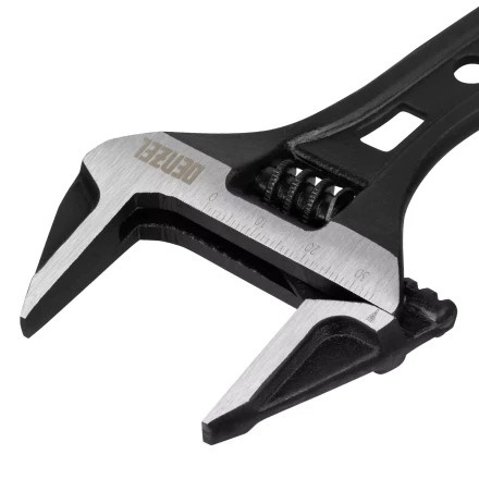 Ключ разводной Denzel 135 мм, CrV, кованый, укороченная рукоятка 15752 купить в Перми