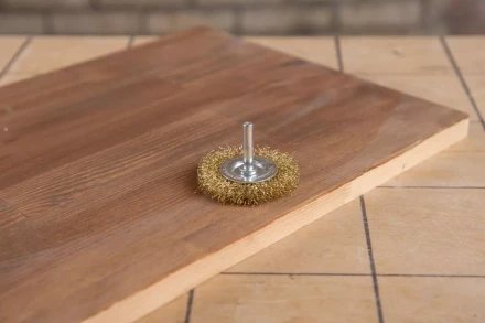 Кордщетка HAMMER плоская 50мм для дрели гофрированная латунированная сталь (207-205) купить в Перми