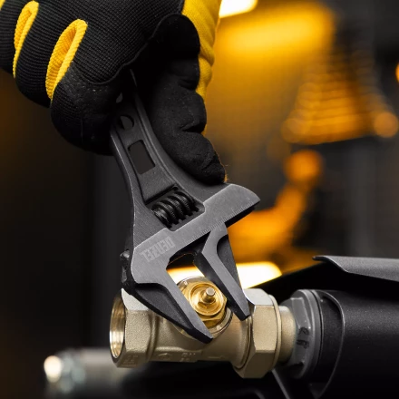 Ключ разводной 155 мм Denzel 15753, CrV, кованый, укороченная рукоятка купить в Перми