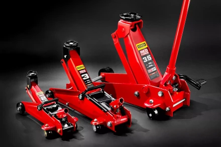 Домкрат гидравлический подкатной &quot;RED FORCE&quot;, для внедорожников, 3т, 155-545мм, STAYER 43157-3 43157-3 купить в Перми