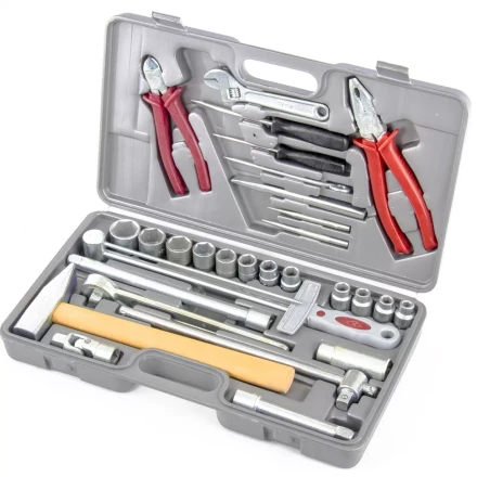 Набор слесарно-шоферского инструмента Универсал-2 в пластиковом боксе НИЗ артикул 13447 купить в Перми