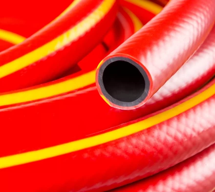 Шланг GRINDA EXPERT поливочный, 35 атм., армированный, 3-х слойный, 1/2&quot;х20м 8-429005-1/2-20_z02 купить в Перми