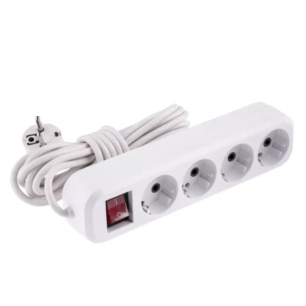 Удлинитель бытовой с заземлением и выключателем 5 м 4 розетки 10 A серия УХз10 Denzel 95978 купить в Перми