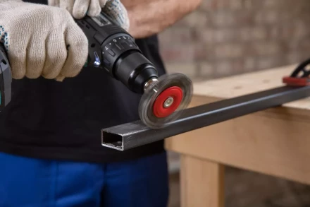 Кордщетка HAMMER плоская 75мм для дрели витая сталь (207-208) купить в Перми