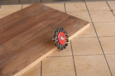 Кордщетка HAMMER плоская 75мм для дрели витая сталь (207-208) купить в Перми