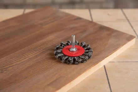 Кордщетка HAMMER плоская 75мм для дрели витая сталь (207-208) купить в Перми