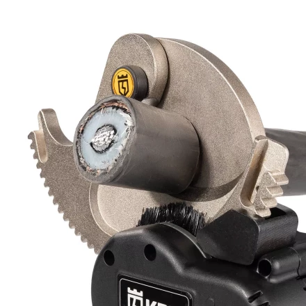 Секторные ножницы аккумуляторные КВТ НСА-50 для резки бронированных кабелей до 50 мм (91860) купить в Перми