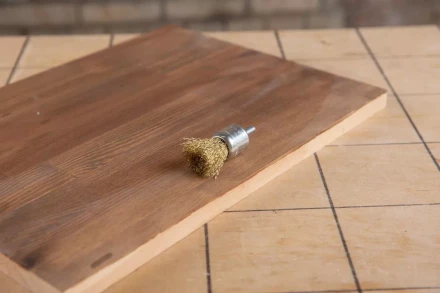 Кордщетка HAMMER кисть 25мм для дрели гофрированная латунированная сталь (207-210) купить в Перми