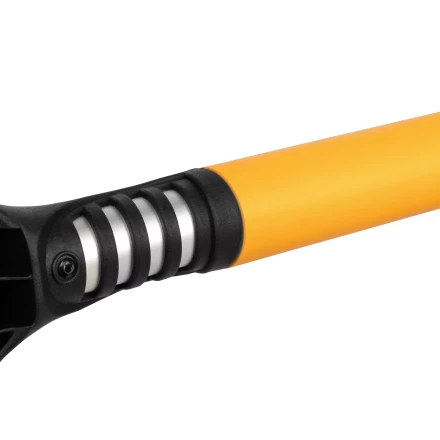 Щетка-сметка для снега со скребком 600 мм Denzel 55325 купить в Перми