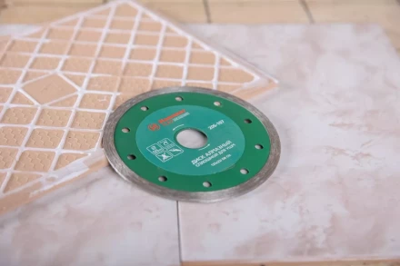 Круг алмазный HAMMER Ф125х22мм по керамике (206-107 DB CN) купить в Перми