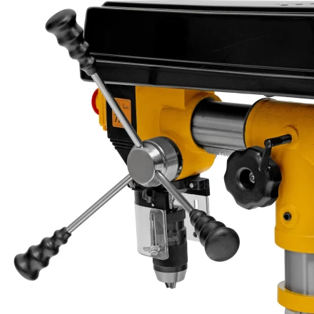 Станок сверлильный радиальный DDM-550R, 550 Вт, 16 мм, 12 ск., настольный// Denzel 95323 купить в Перми