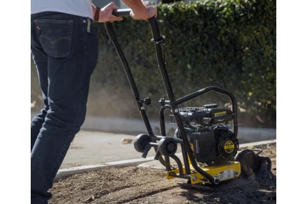 Виброплита CHAMPION PC6337F купить в Перми