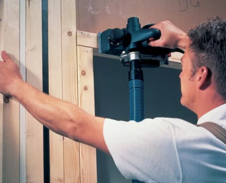 Электрорубанок BOSCH GHO 26-82 D купить в Перми