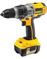 Аккумуляторная дрель DeWalt DСD 920 В2 в кейсе купить в Перми