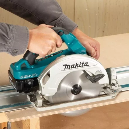 Пила дисковая аккумуляторная Makita DHS782ZJ 190мм 36V (без аккум. и з/у) купить в Перми
