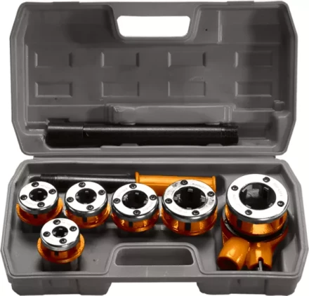 Набор клуппов 1/4&quot;-3/8&quot;-1/2&quot;-3/4&quot;-1&quot;-1, 25&quot; + плашкодержатель с трещоткой, 9 предм  SPARTA 773355 купить в Перми