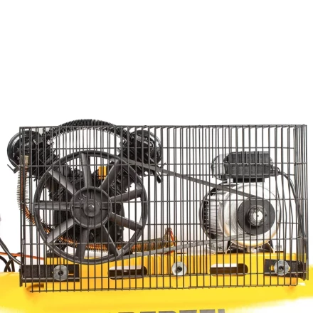 Компрессор воздушный BCV2200/100, ременный привод, 2.2 кВт, 100 литров, 370 л/мин Denzel 58110 купить в Перми