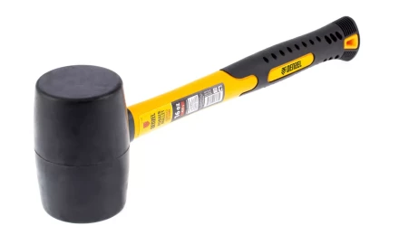 Киянка резиновая, 16 oz, черная резина, фибергласовая рукоятка// Denzel 7711185 купить в Перми