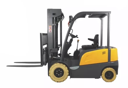 Погрузчик электрический четырехопорный TOR 2,0 т 6,0 м FB20R сайдшифт, своб. ход мачты Li-ion 1047246 купить в Перми