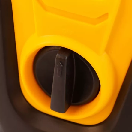 Минимойка-мойка высокого давления DENZEL R-165D с барабаном 58235 купить в Перми