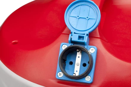 Пылесос ЗУБР сухая и влажная уборка, нержавеющая сталь, усиленное основание, розетка до 2000Вт, 30л, 1400Вт ЗППУ-1400-30 купить в Перми