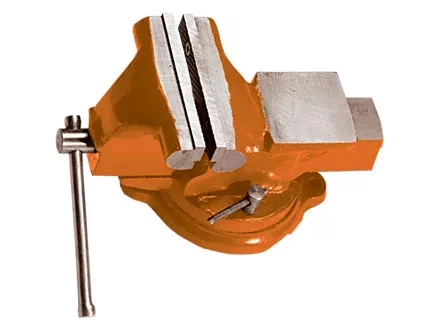 Тиски слесарные 100 мм поворотные с наковальней  SPARTA 186235 купить в Перми