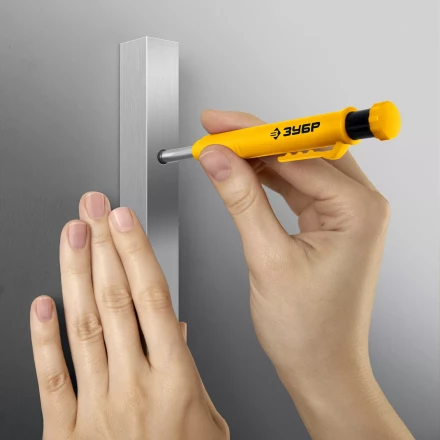 ЗУБР АСК желтый, d 2,8 мм, HB, 6 сменных грифелей, автоматический карандаш (06311-5) купить в Перми