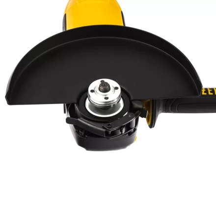 Угловая шлифмашина AG-230-2400 Denzel 26915 купить в Перми