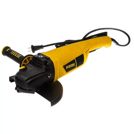 Угловая шлифмашина AG-230-2600 Denzel 26917 купить в Перми
