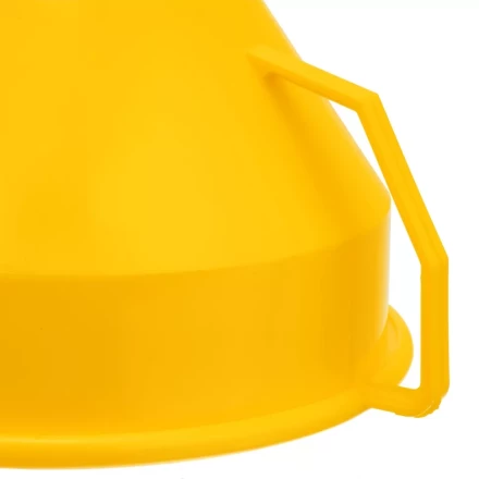 Воронка пластиковая 160 мм с металлическим ситом, непроливайкой и гибким наконечником Denzel 537208 купить в Перми